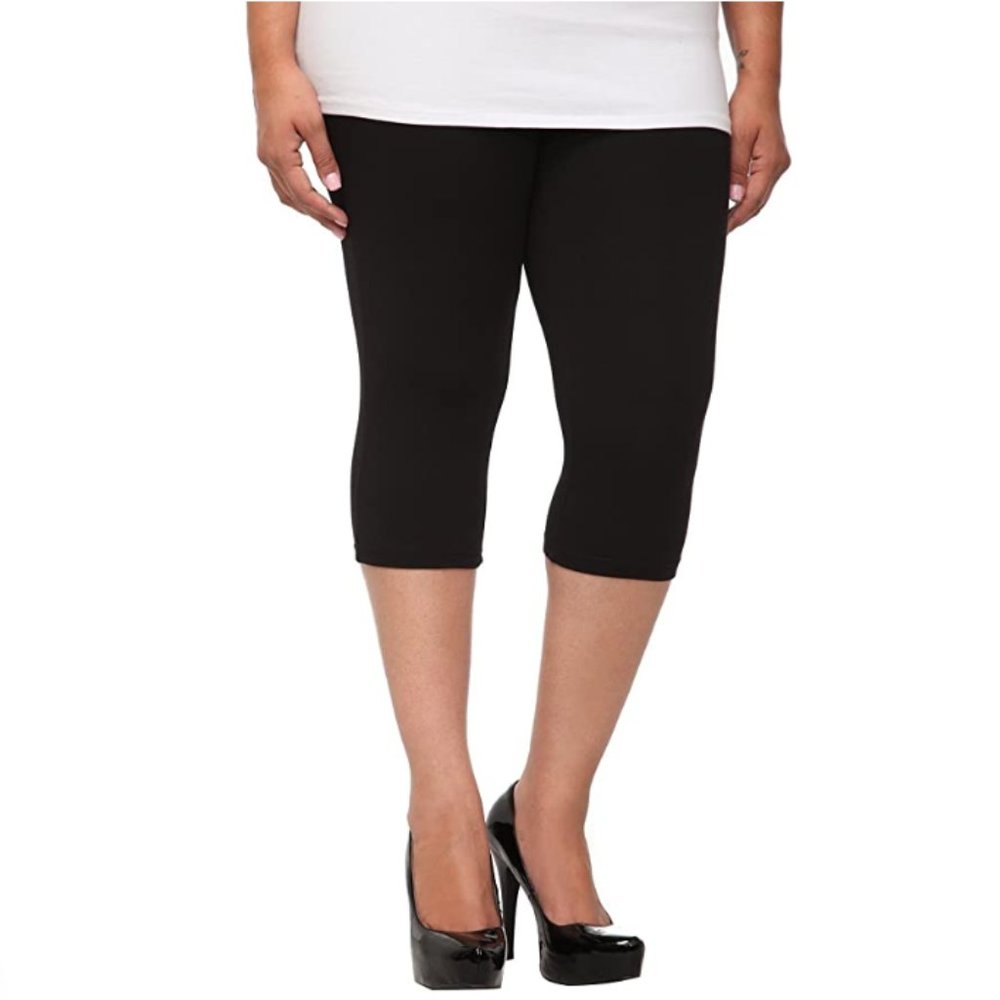Torrid Plus Size Black Capri Leggings (2x, 3x)